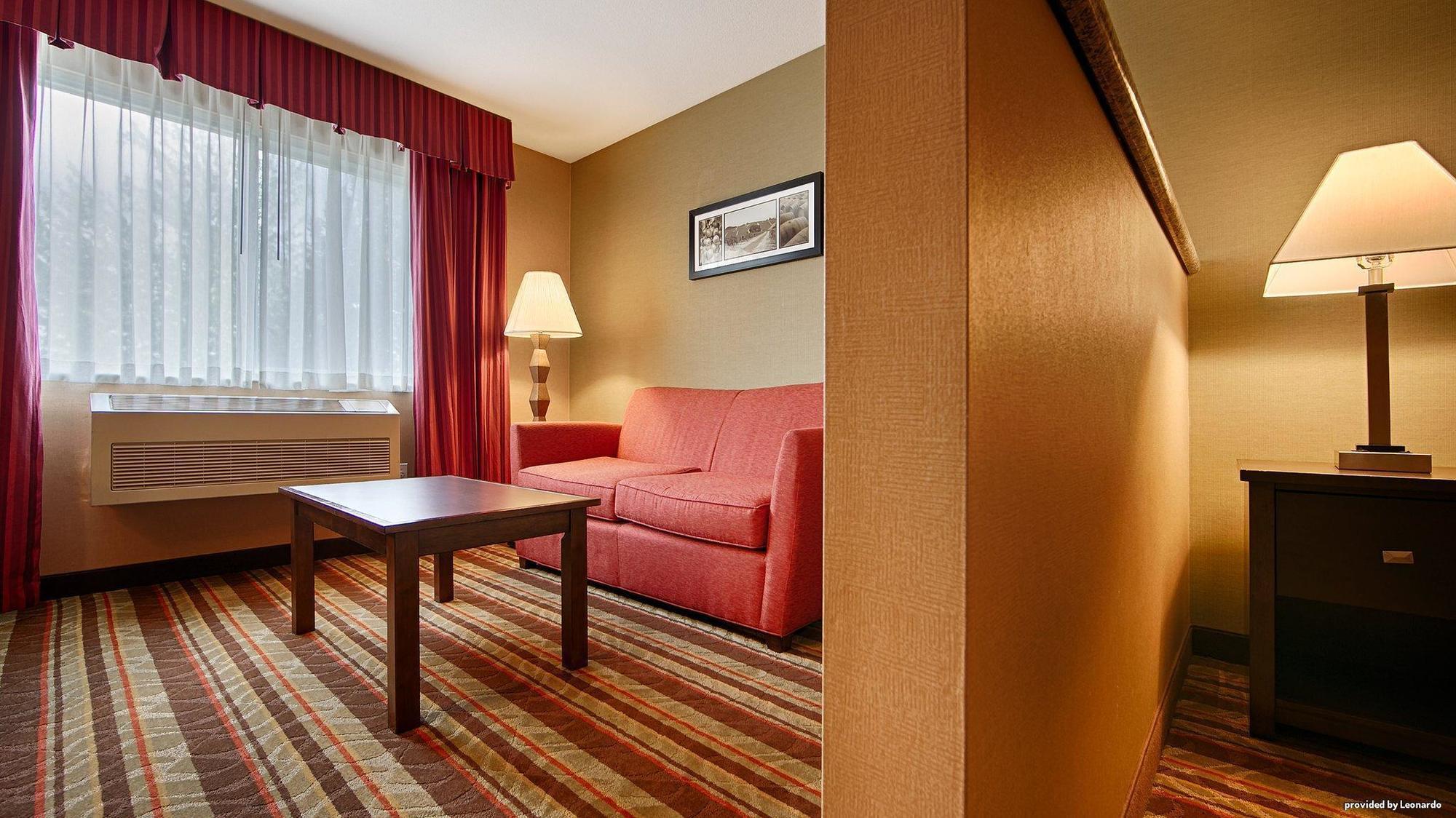 Best Western Wilsonville Inn & Suites Eksteriør billede