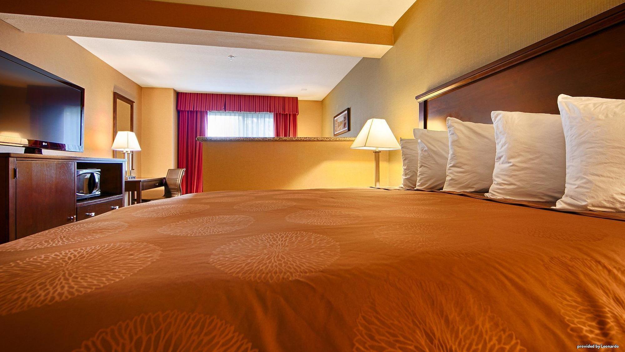 Best Western Wilsonville Inn & Suites Eksteriør billede
