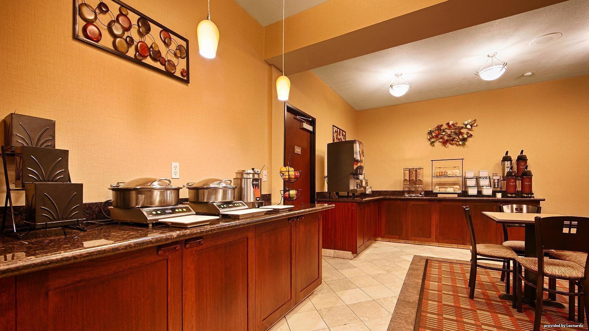 Best Western Wilsonville Inn & Suites Eksteriør billede